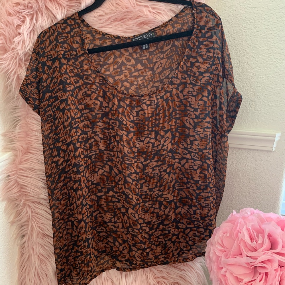 Forever 21 2x cheetah print short sleeve top boat neck 0228
